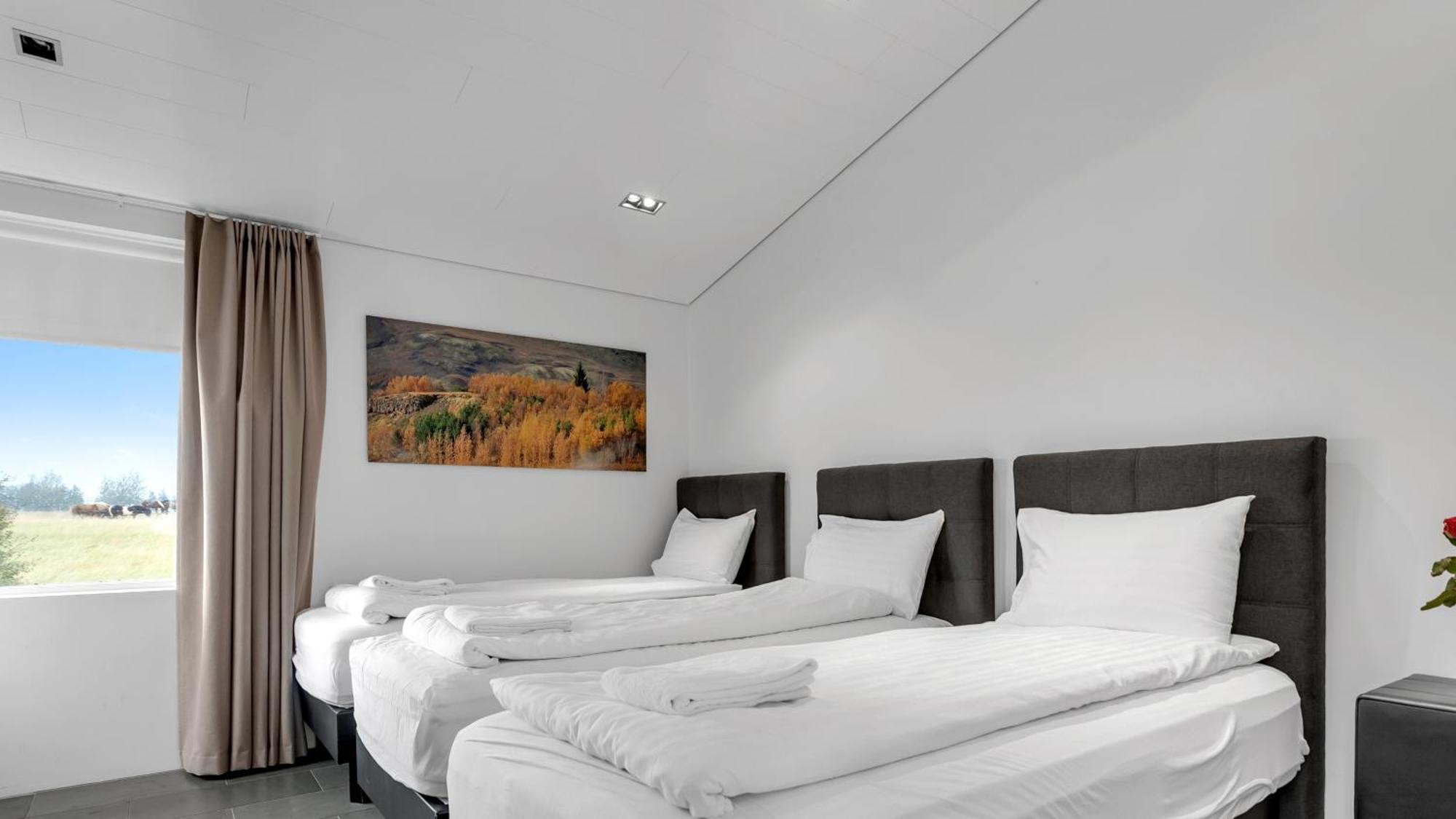 Luxury Villa With River View Laugaras Ngoại thất bức ảnh
